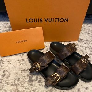 Louis Vuitton Bom Dia Flat Mule Sandal